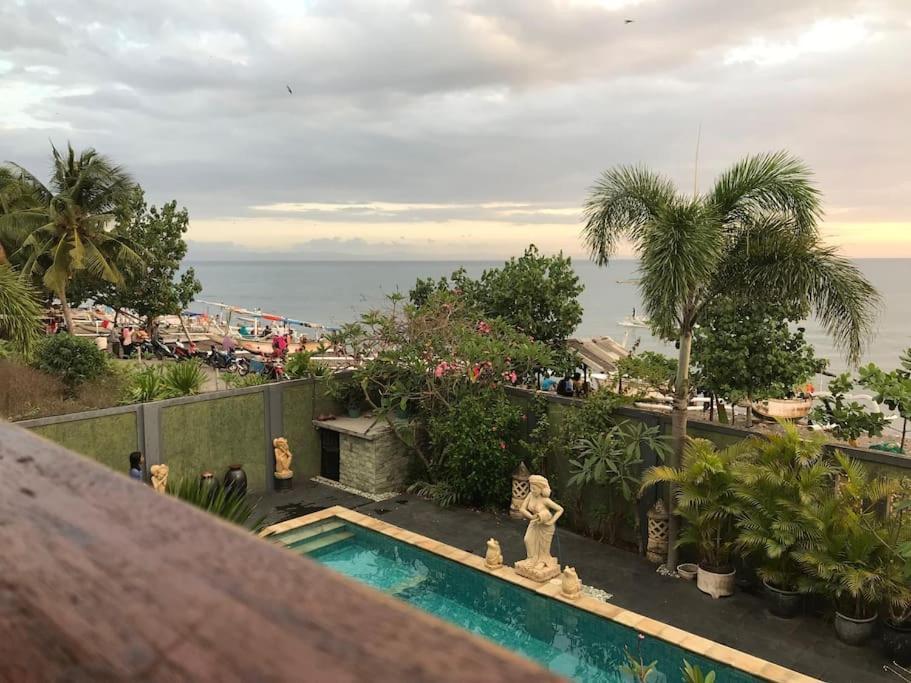 Villa Kenanga In Meninting By The Beach ماتارام المظهر الخارجي الصورة