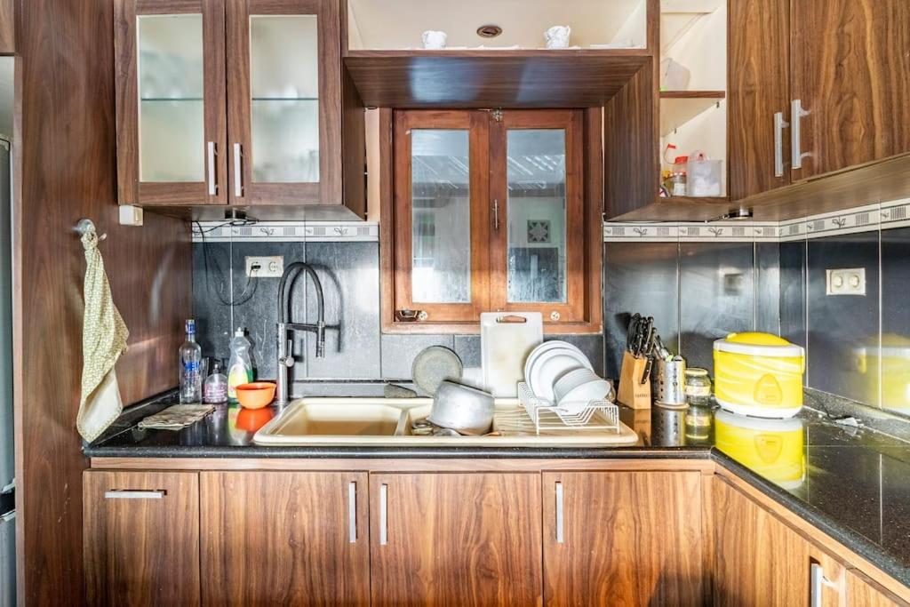 Villa Kenanga In Meninting By The Beach ماتارام المظهر الخارجي الصورة