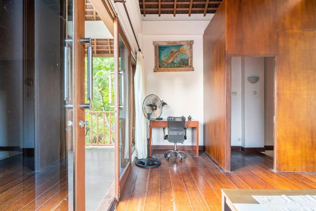 Villa Kenanga In Meninting By The Beach ماتارام المظهر الخارجي الصورة